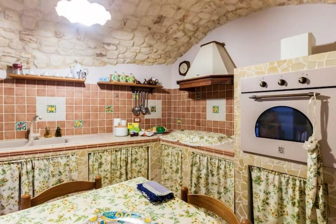 Comfortable Apartment In Modica 80 M² + Terrace