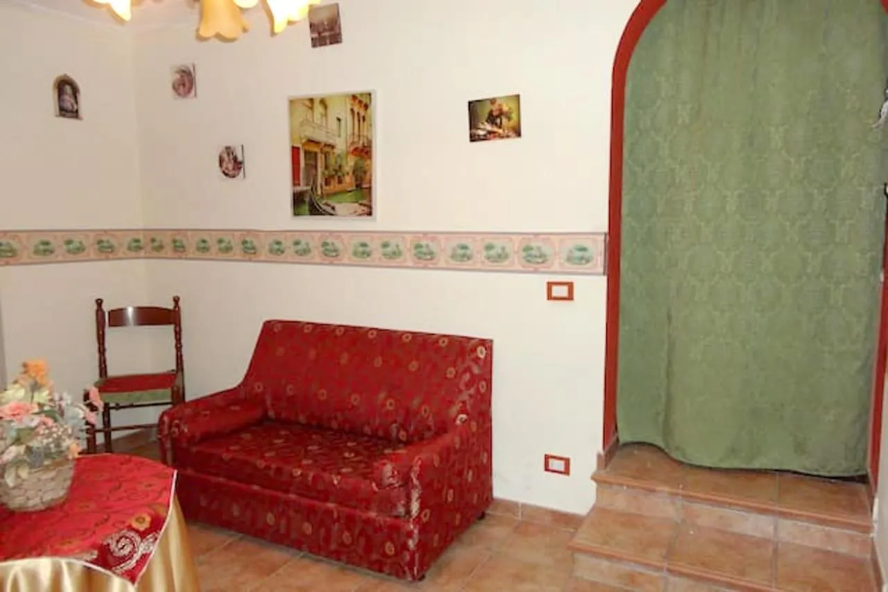 Comfortable Apartment In Modica 80 M² + Terrace