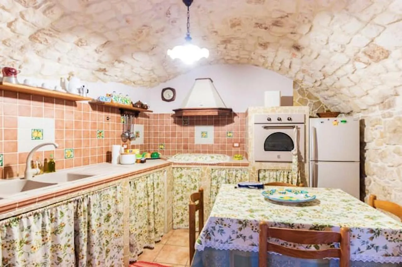 Comfortable Apartment In Modica 80 M² + Terrace 0*,
