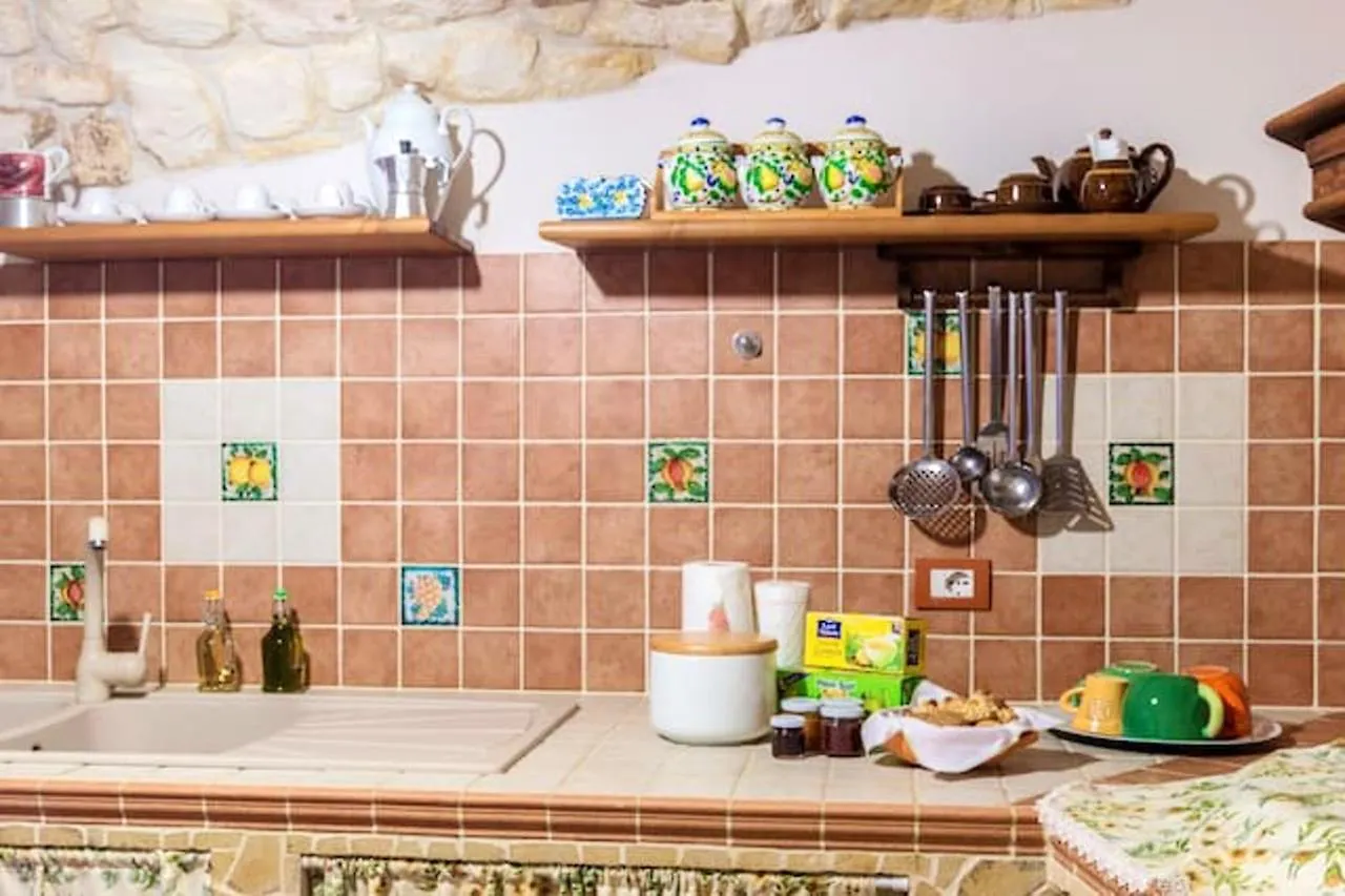 Comfortable Apartment In Modica 80 M² + Terrace Италия